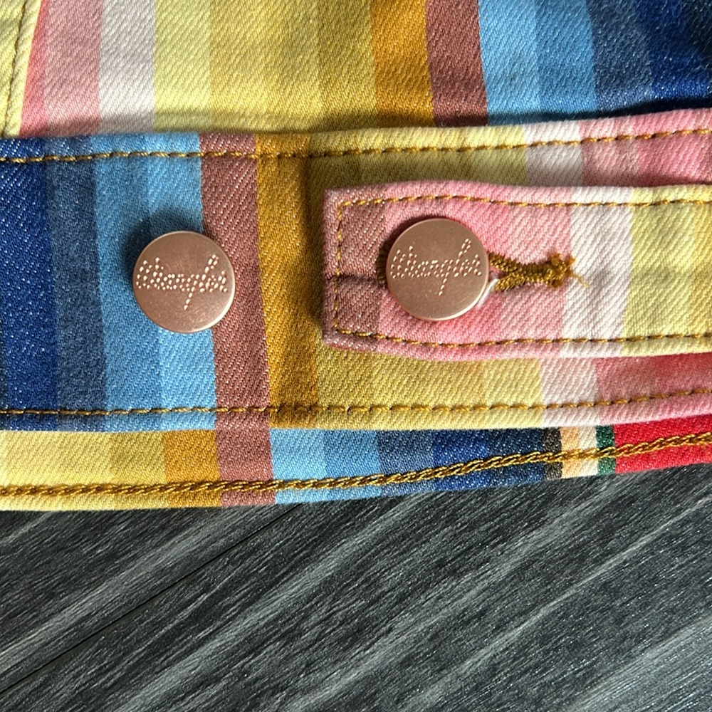 Wrangler x Lainey Wilson Rodeo Trucker Jacket - Picture 12 of 13